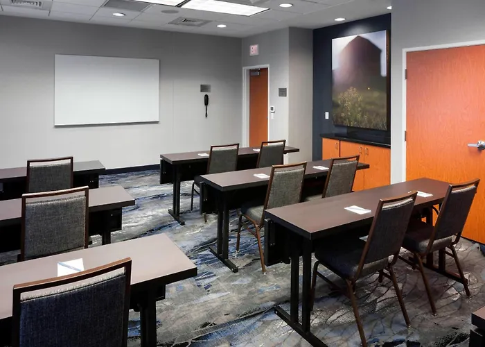Fairfield Inn & Suites By Marriott Austin Parmer Tech Ridge