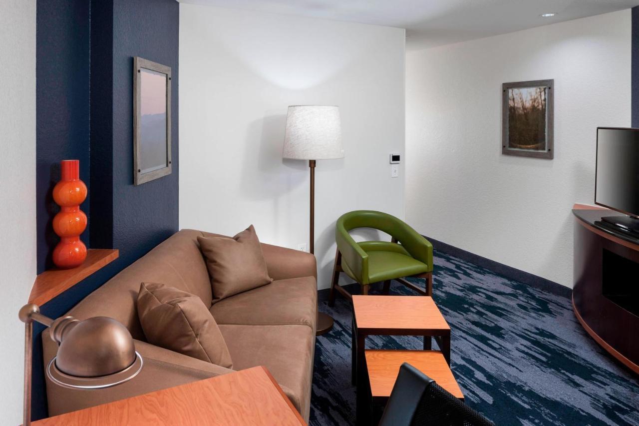 Fairfield & By Marriott Parmer Tech Ridge Austin