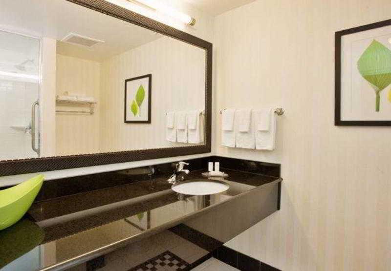 Fairfield & By Marriott Parmer Tech Ridge Hotel 3*
