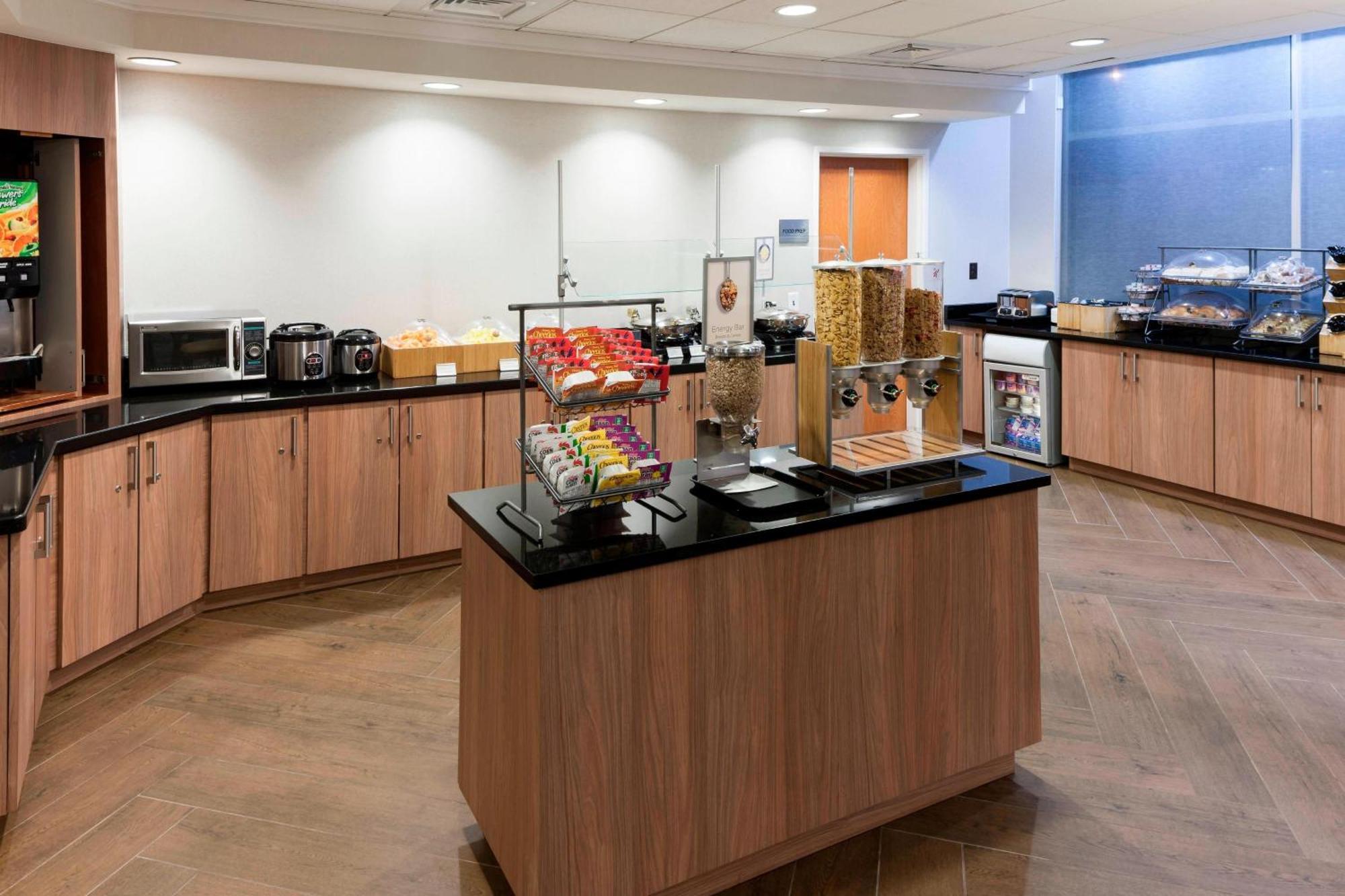 Fairfield & By Marriott Parmer Tech Ridge