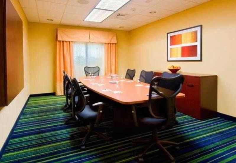 Fairfield & By Marriott Parmer Tech Ridge 3* Austin